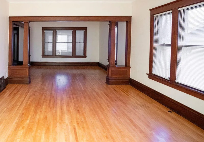 Building Photo - 505 3rd Ave NE