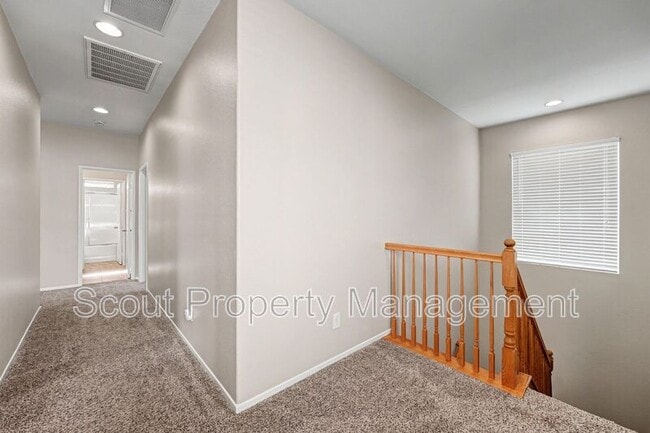 Building Photo - 46201 Jane Pl