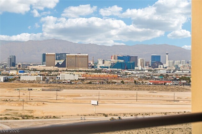 Building Photo - 8255 S Las Vegas Blvd