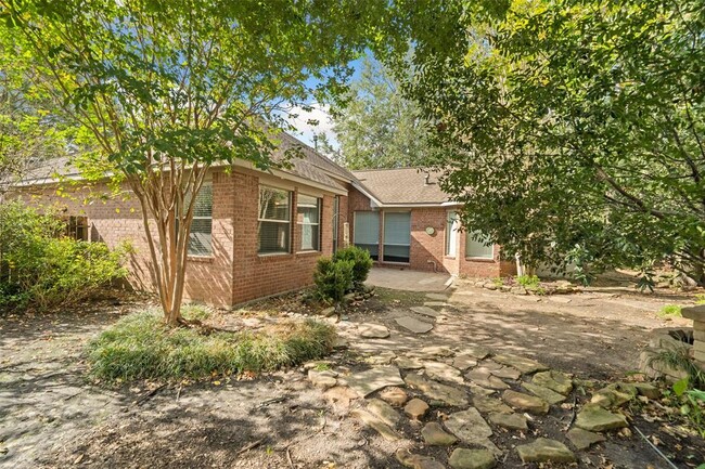 Building Photo - 17527 Forest Vine Ct