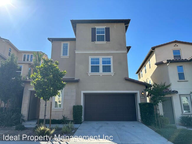 Primary Photo - 5 br, 4.5 bath House - 1653 Golden Path Ln