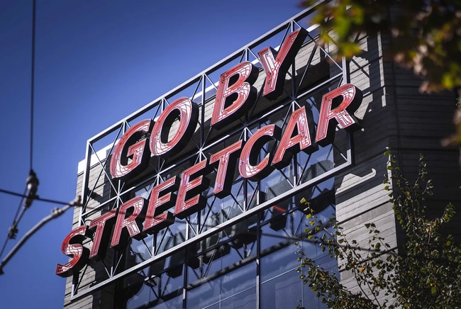 Building Photo - Studio Condo Available in the Pearl's Stre...