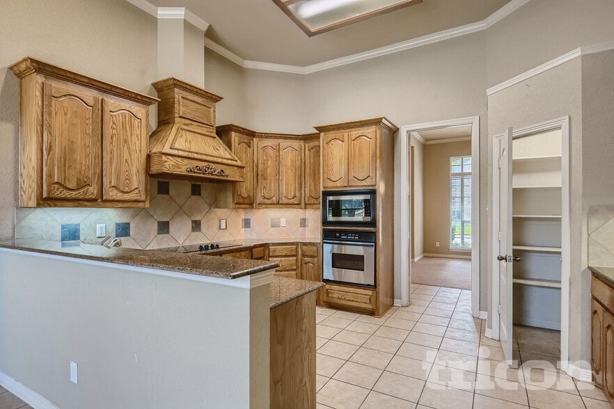 Building Photo - 1529 Rusticwood Dr