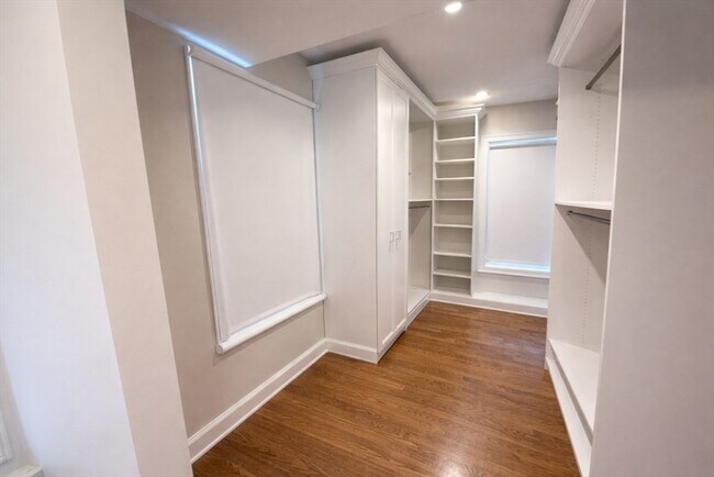 Building Photo - 78 Highland Ave