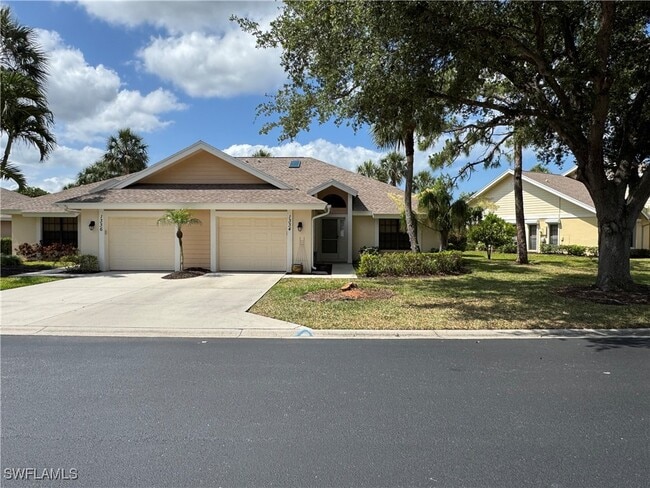 Primary Photo - 1334 Park Lake Dr
