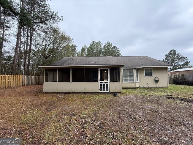 Building Photo - 504 Woodbridge Rd