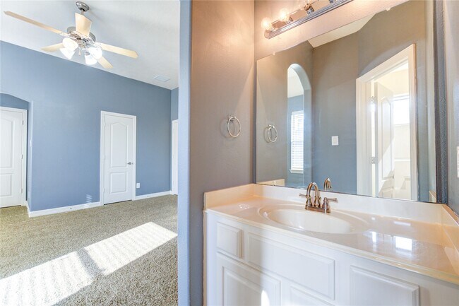 Building Photo - 7803 Courtney Manor Ln