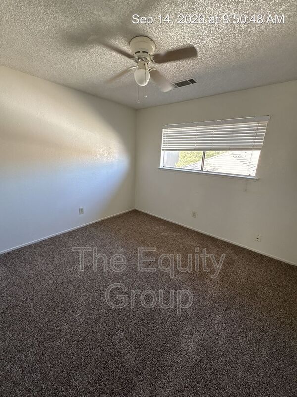 Building Photo - 3525 S County Center Dr