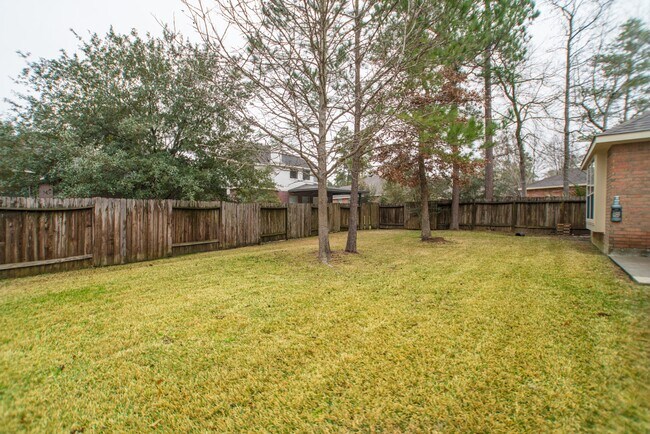 Building Photo - 27 Gilmore Grove Pl