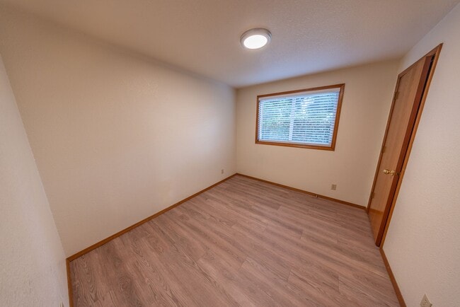 Building Photo - One Level Ranch Home - Three Bedrooms - Updated in 2024