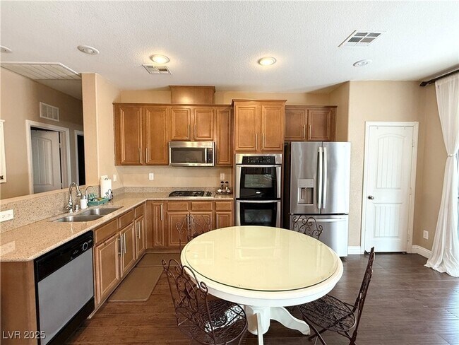 Building Photo - 772 Calstock Ct
