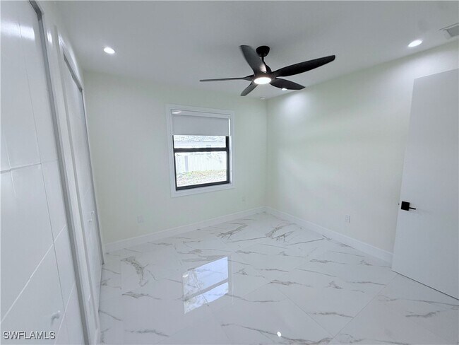 Building Photo - 1821 Desoto Blvd N