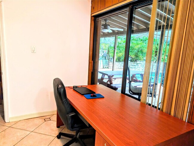 Building Photo - 169 Palmetto Dr