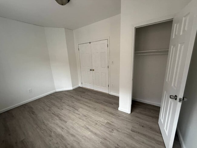 Building Photo - 92 Fountain Ave