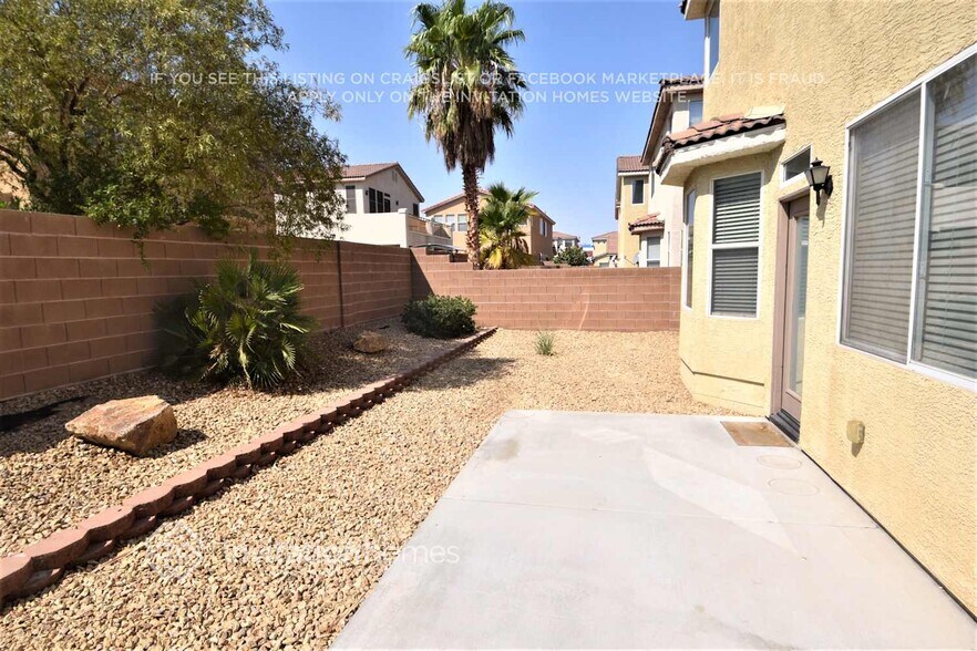 Building Photo - 723 Aloe Yucca Ave