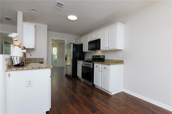 Building Photo - 306 Burdock Trce
