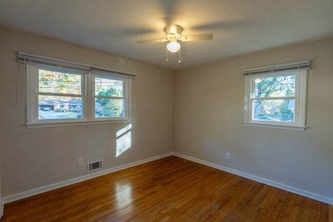 Guest Bedroom 2 - 4698 Garrett Dr SW