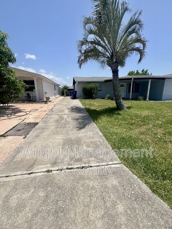Building Photo - 3716 Cedarwood Dr