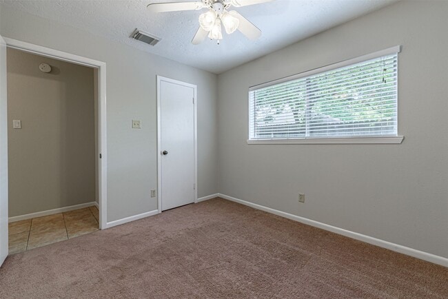 Building Photo - 14127 Cheval Dr