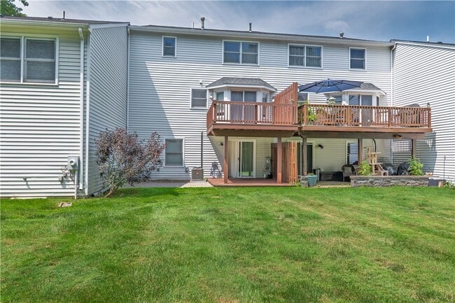 Building Photo - 217 Wycliff Dr