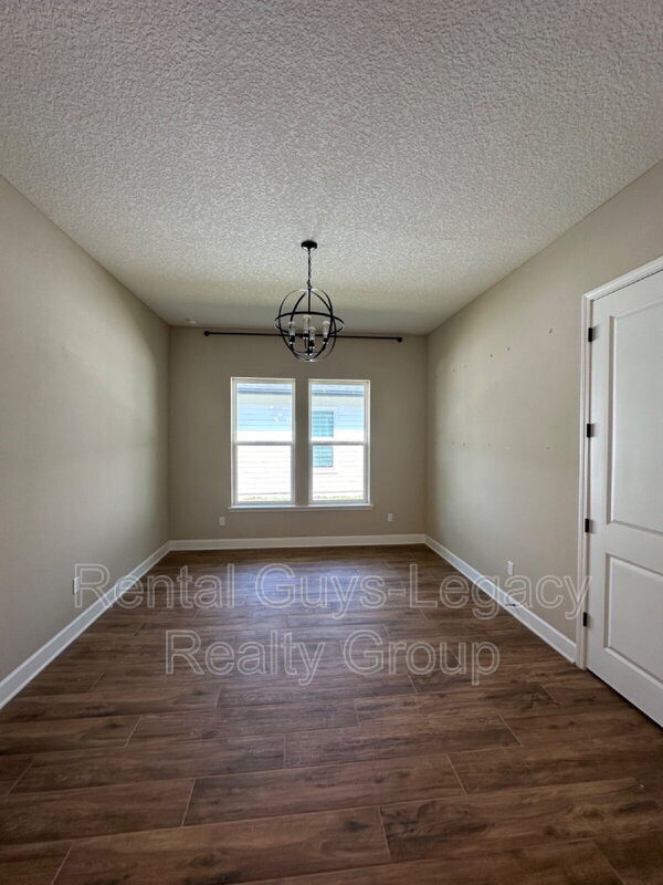 Building Photo - 813 Crosswater Lake Dr
