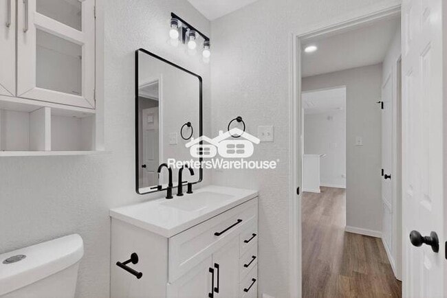 Building Photo - Haslet New Listing Completely Refreshed