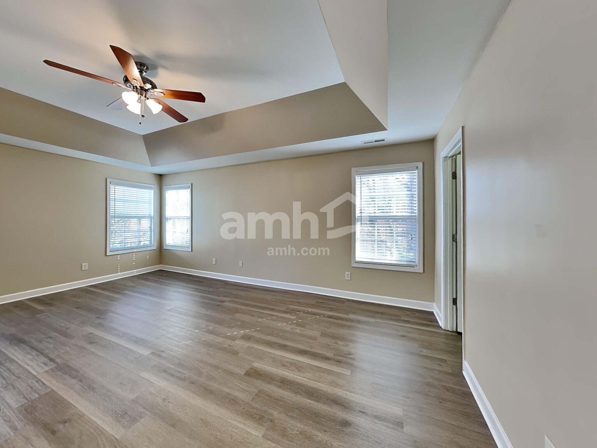 Building Photo - 1409 Lindenberg Sq