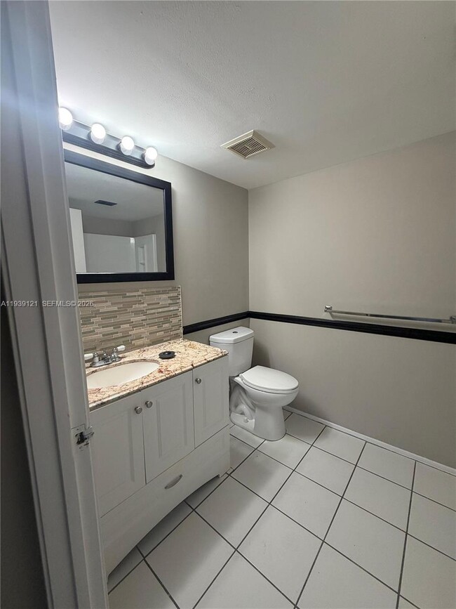 Building Photo - 8452 Coral Lake Way