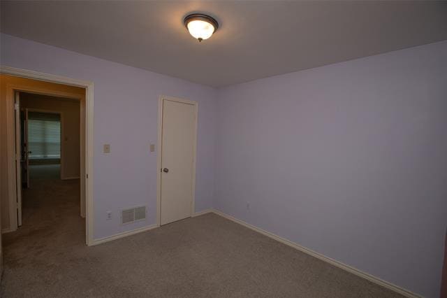 Building Photo - 705 Greenway Dr