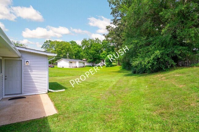 Building Photo - 64 Frawley Rd