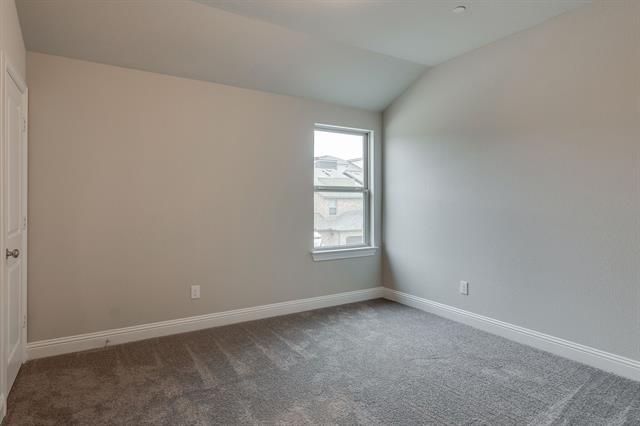 Building Photo - 915 Ponds Edge Ln