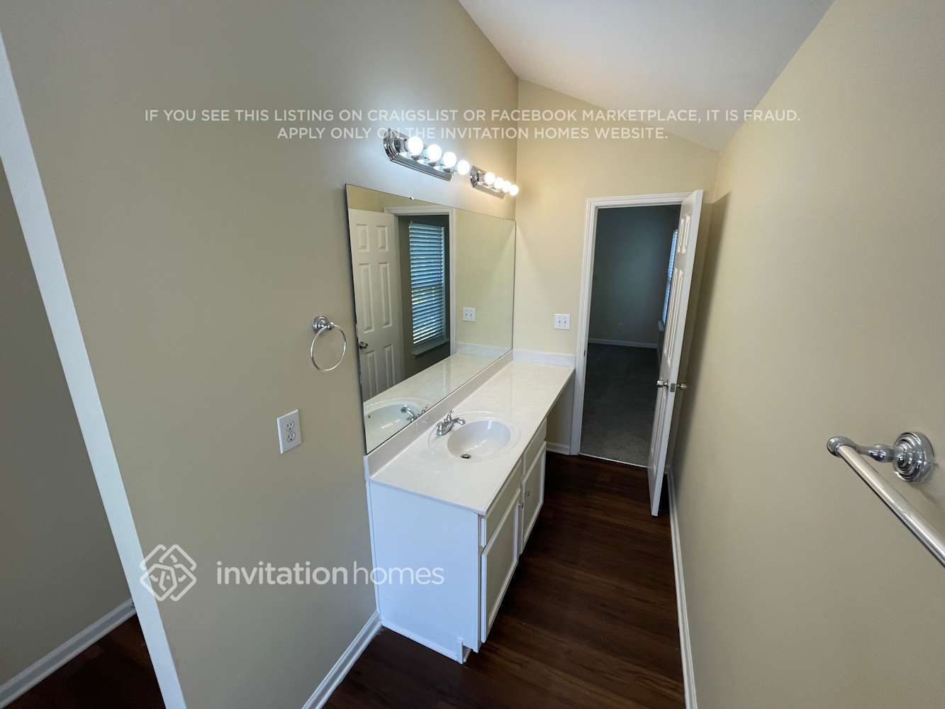 Building Photo - 7007 Hidden Creek Dr