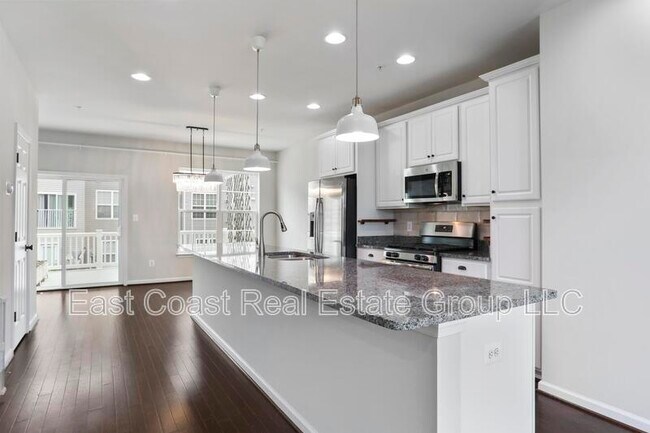 Building Photo - 5957 Whelan Ln