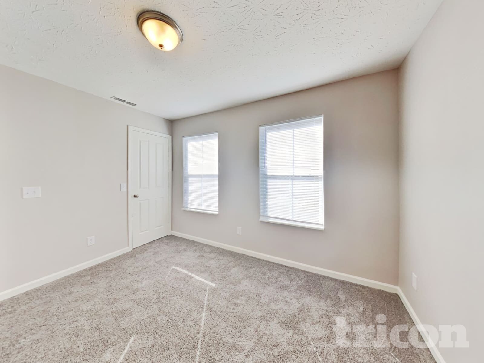 Building Photo - 10348 Hunters Crossing Blvd