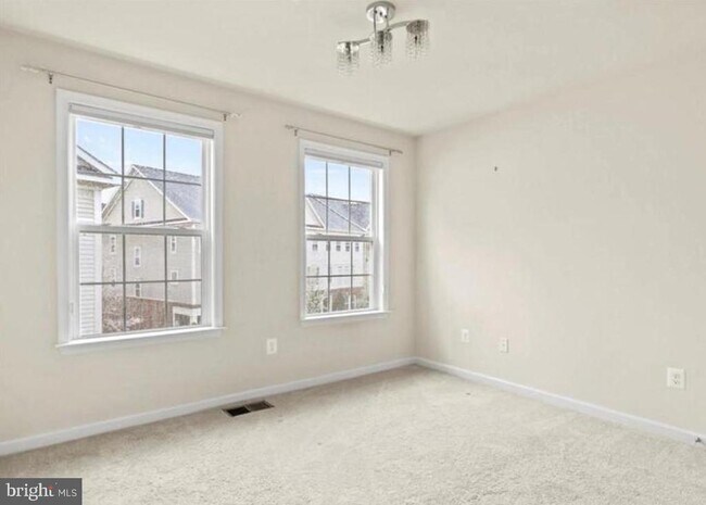 Building Photo - 4843 Dane Ridge Cir