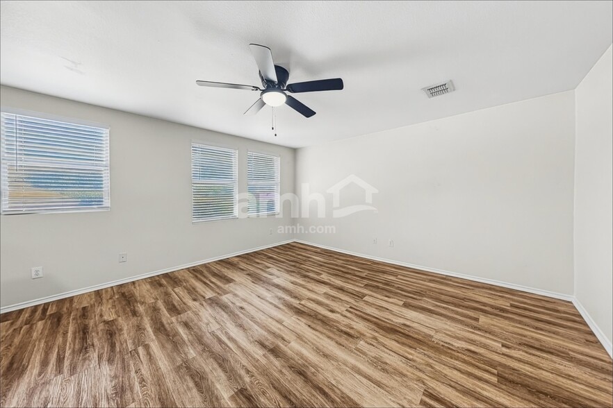 Building Photo - 12657 Drexel St