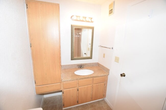 Building Photo - 11538 Westwood Blvd