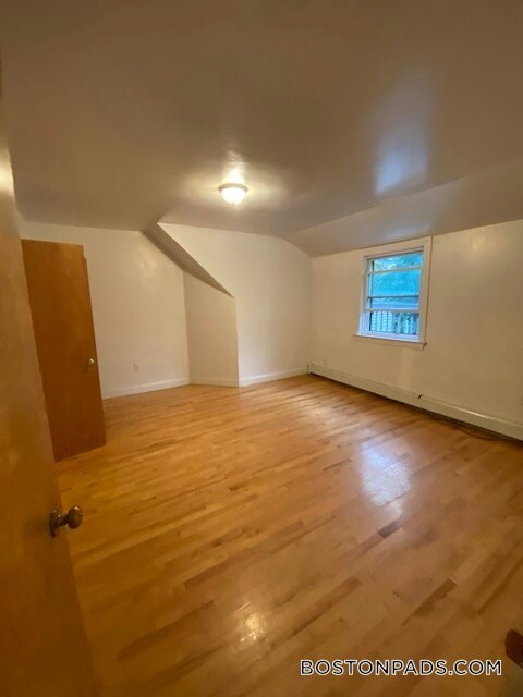 Building Photo - 85 Stoughton St