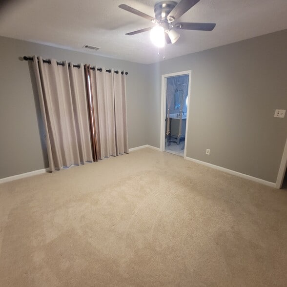 Building Photo - 3679 Blackshear Ct