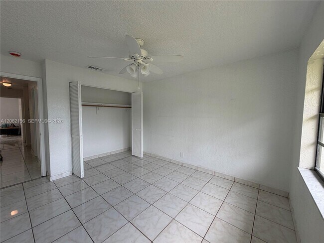 Building Photo - 11405 SW 112th Terrace