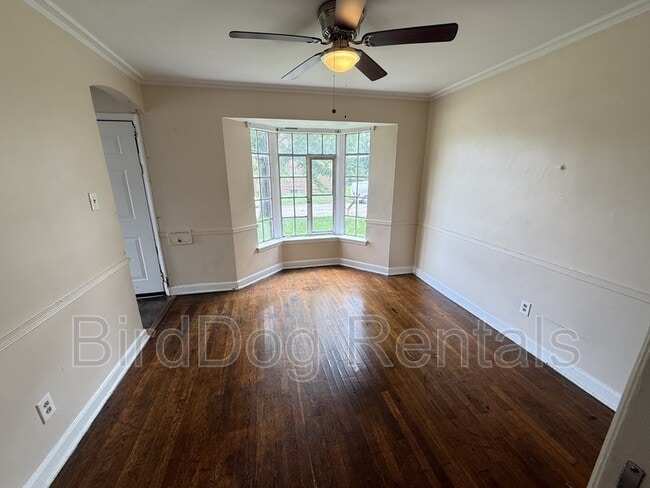Building Photo - 1025-1027 Lilley Avenue - 1