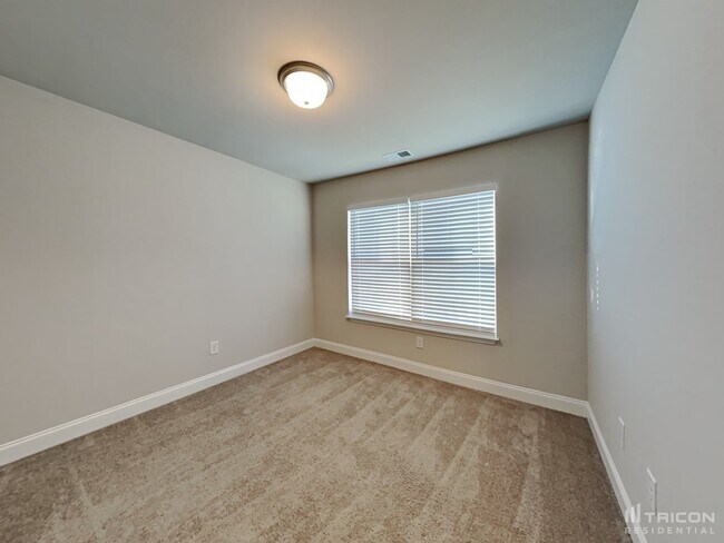 Building Photo - 109 Patagonia Rd