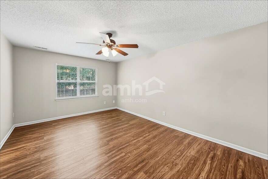 Building Photo - 2922 Cripple Creek Ct