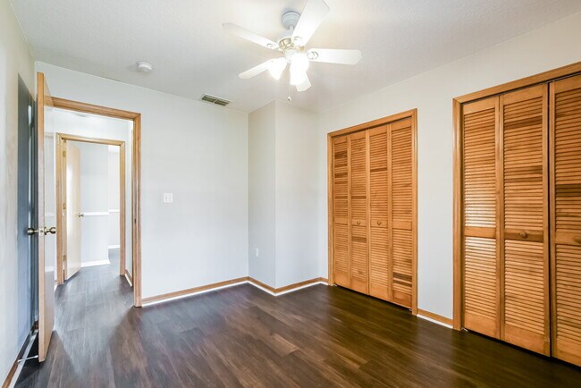 Building Photo - 2391 Sweetwater Blvd