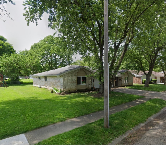 Building Photo - 43 Teri Dr