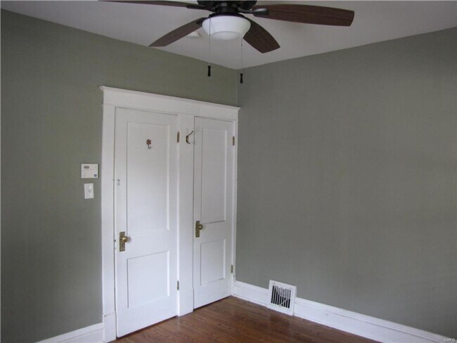 Building Photo - 1313 Claytonia Terrace