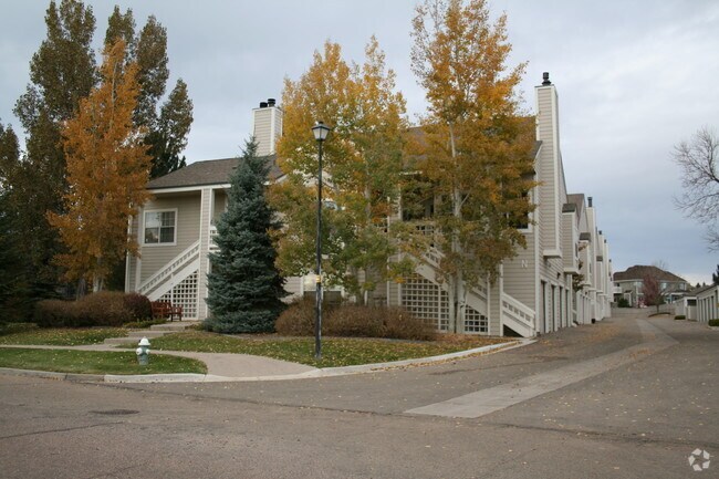 Primary Photo - Country Club Greens