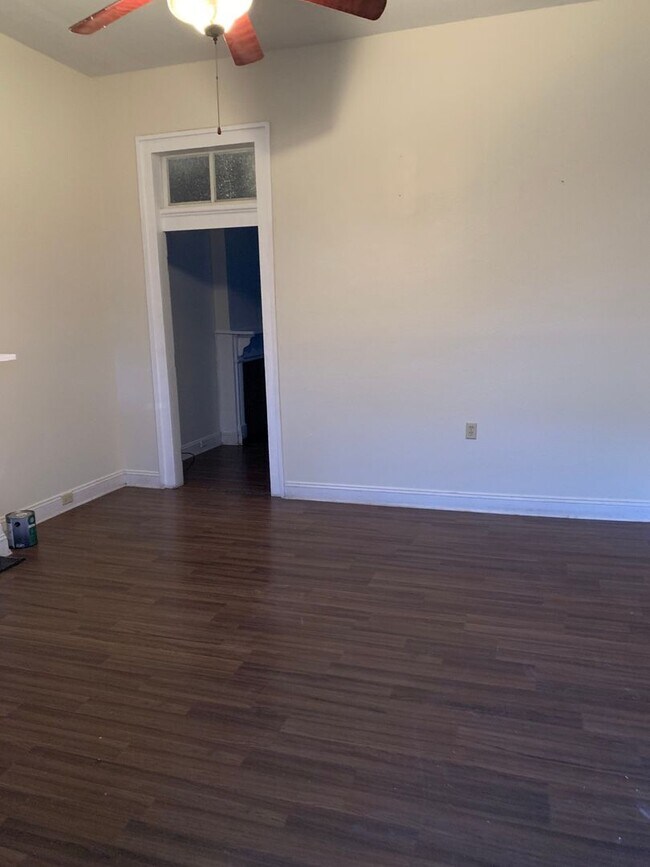 Building Photo - Charming 2BR Duplex in New Orleans