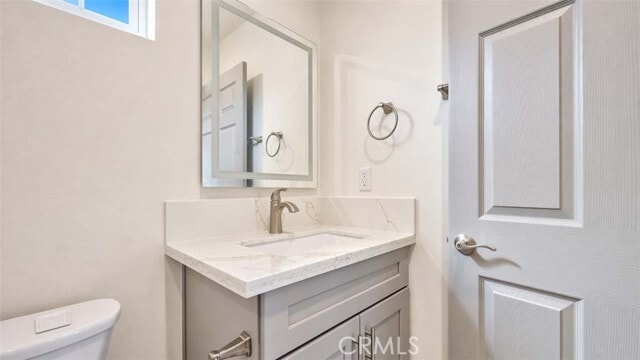 Building Photo - 628 W Floral Dr