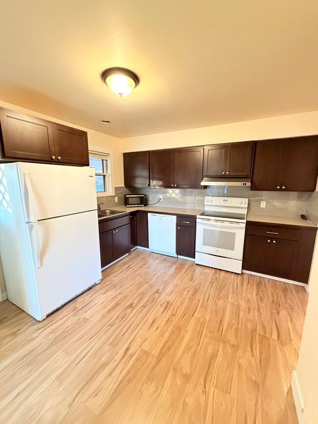 Building Photo - 2903 W Princeton Ave